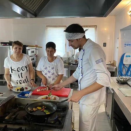 Restaurant Indus 4*
